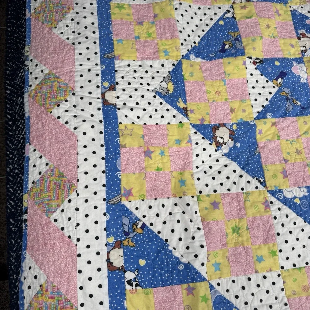 Handmade Baby Kid's Quilt Crib Blanket Yellow Looney Tunes Taz Tweety Bugs Bunny